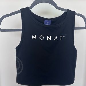 Monat athletic crop with built in bra